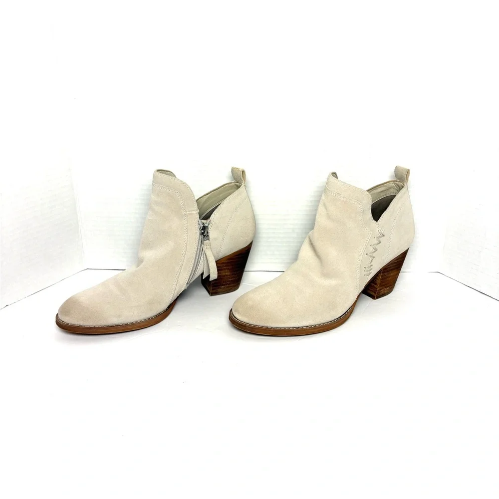 Sam Edelman Mathia Suede Ankle Bootie Ivory Stacked Heel Western Coastal Cowgirl